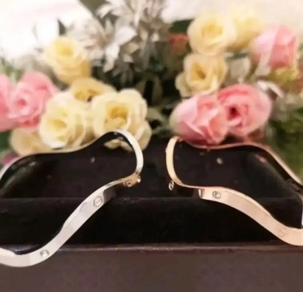Dijual satuan/borongan Gelang titanium gelombang murah cantik elegan