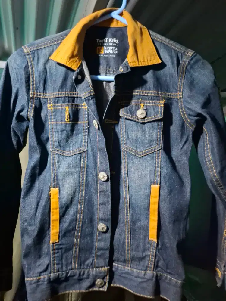 Jaket anak,kondisi sangat mulus