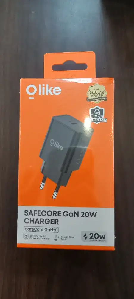 Olike SAFECORE
GAN20W CHARGER