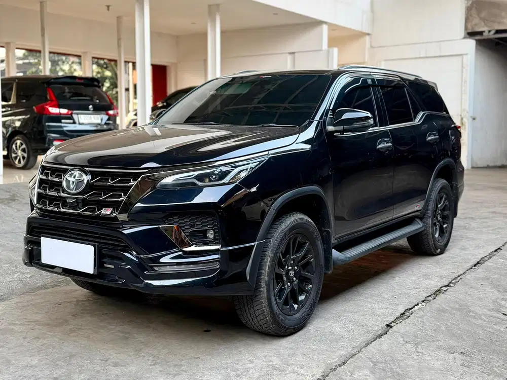 Fortuner GR Sport VRZ 2.8 AT 2022