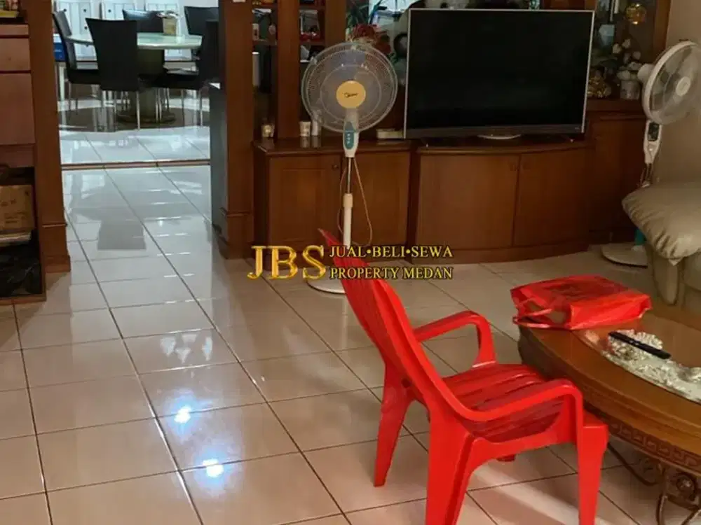 Jual Rumah 2,5 Tingkat di Komplek Cemara Asri Jalan Nangka - Medan