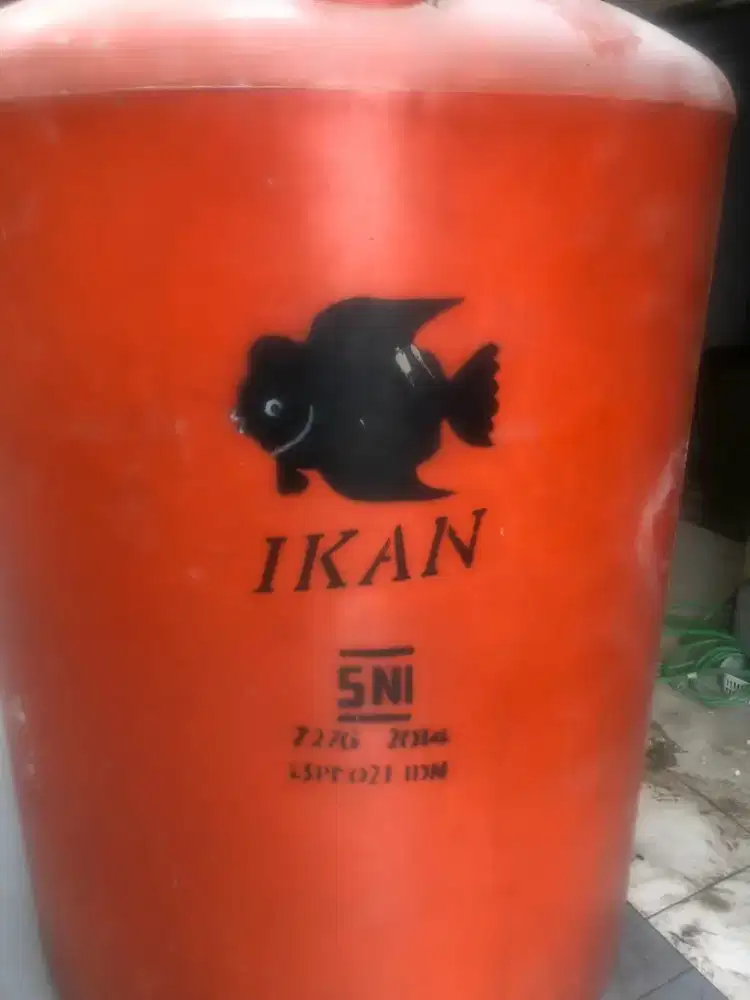 Toren bekas merk ikan 1000liter