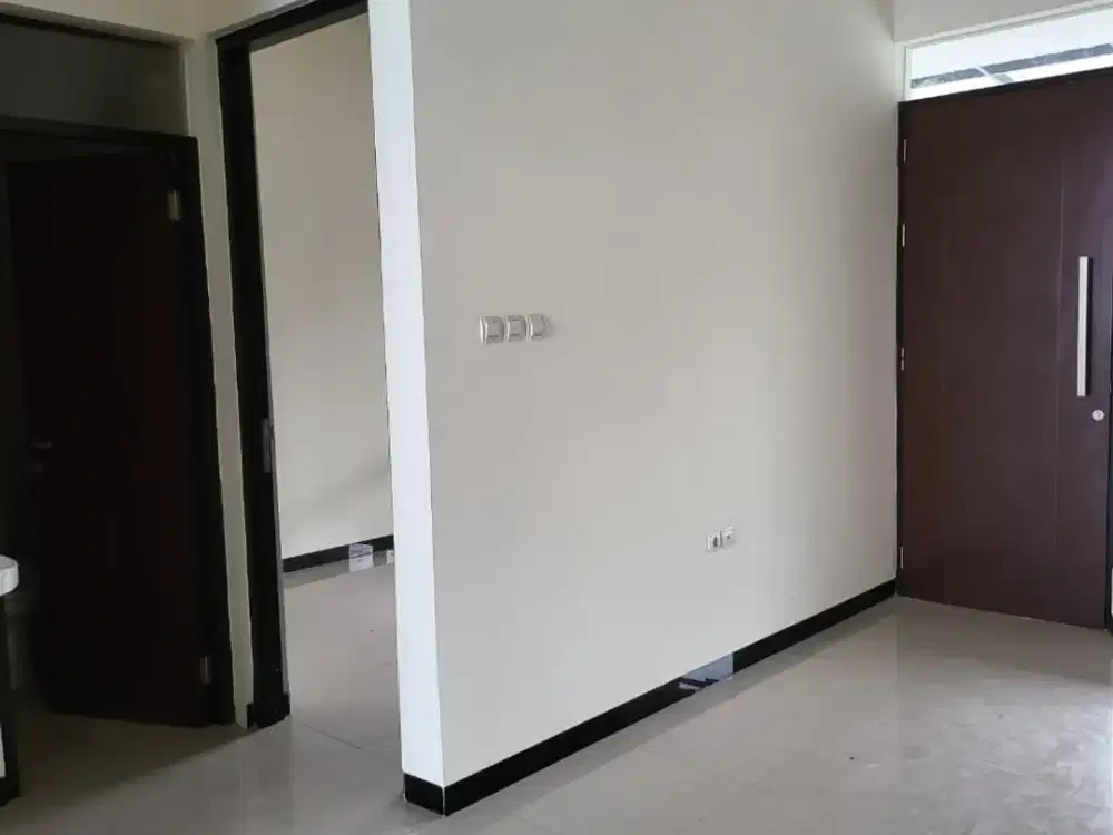 Dijual Rumah Minimalis Siap Huni di Taman Kopo Indah Bandung