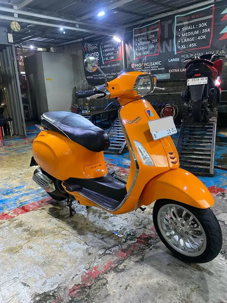 FORSALE: VESPA MATIC SPRINT 150 3V IE AT 2014