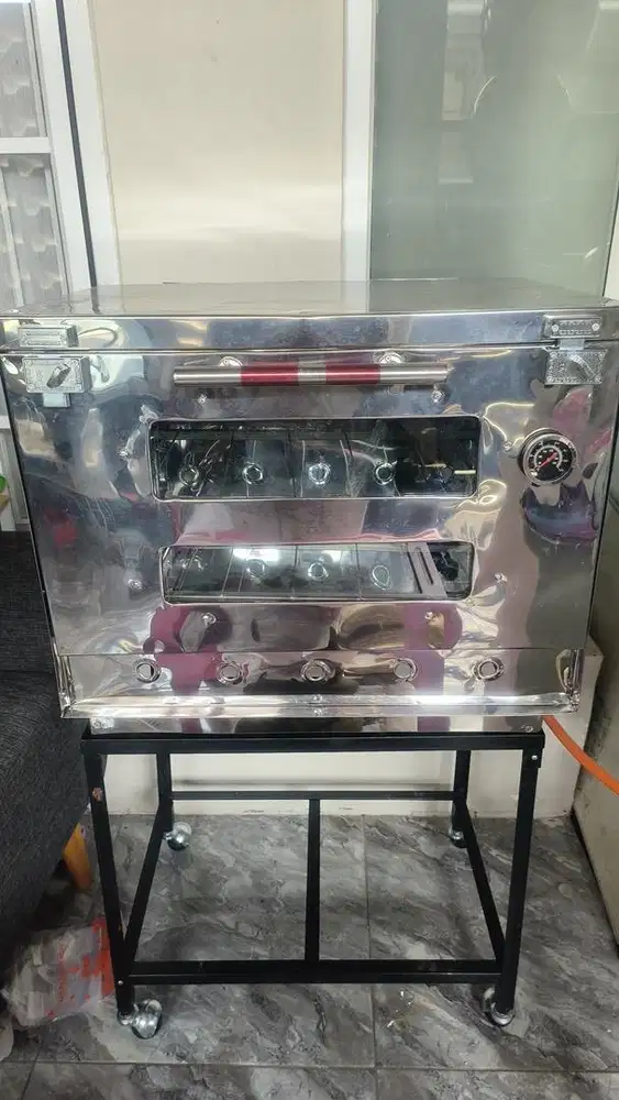Dijual oven gas