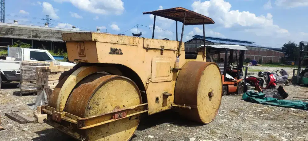 Tandem Roller MG6 Siap Kerja