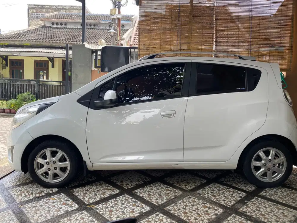 Chevrolet Spark 2012 Bensin