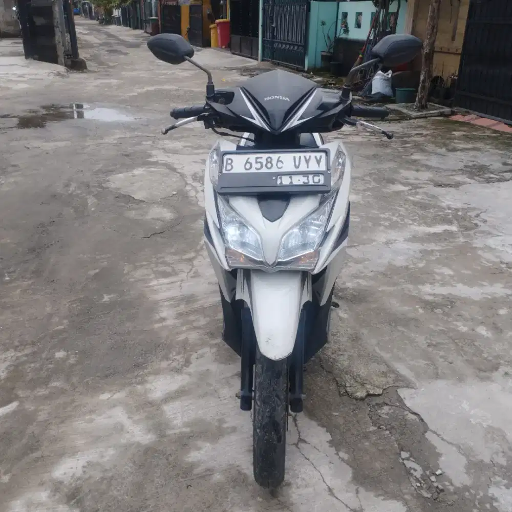 Pajak hidup dijual honda vario125 type iss thn 2013