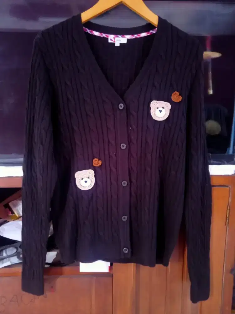 Baju cardigan thrift