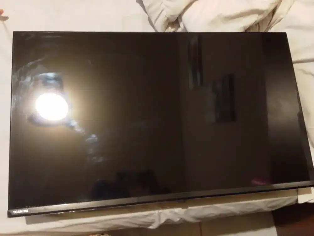 Jual smart  TV merk Toshiba 32 inci