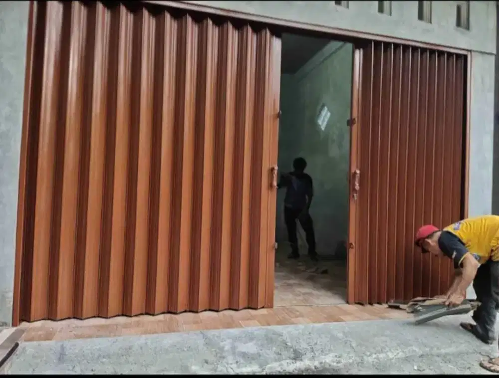 Pintu warung roling