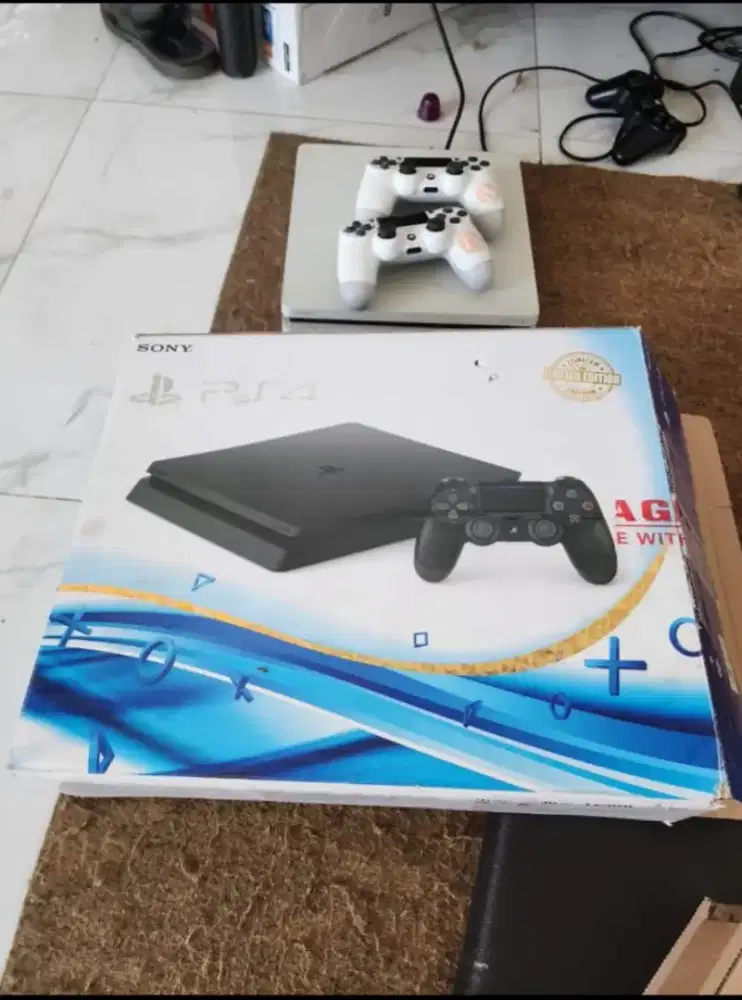 PS4 1TB lengkap limited edition ttbt hp