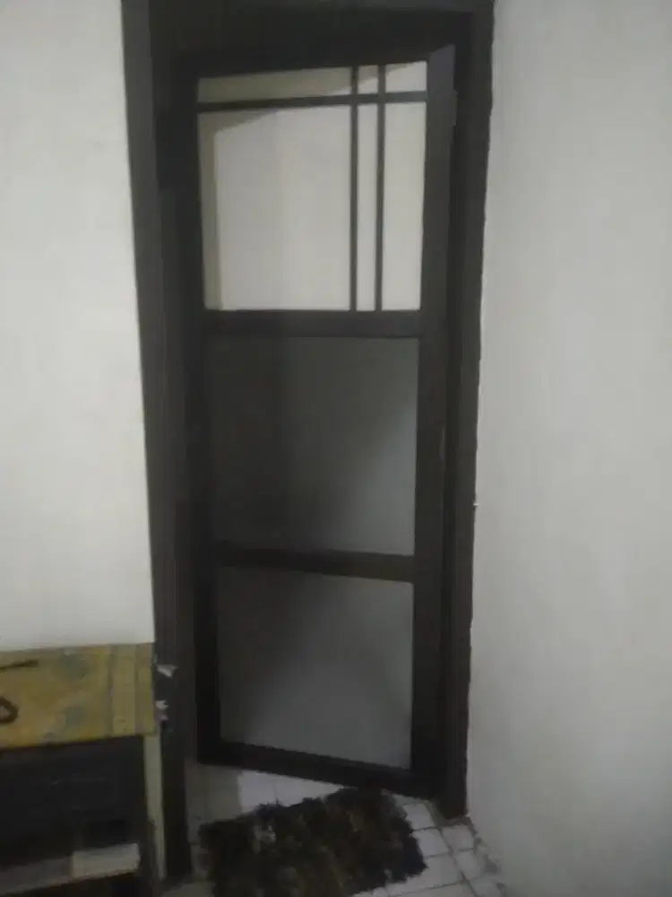 Tukang aluminium,pintu,jendela penyekat