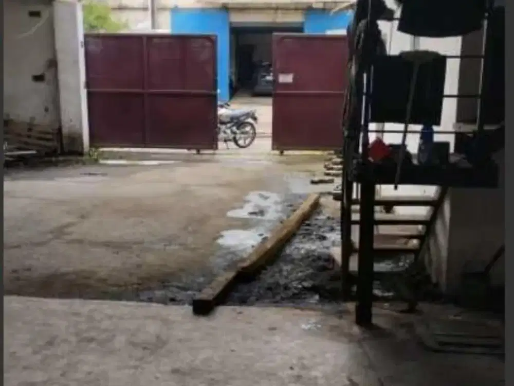 Dijual Gudang Margomulyo Dumar Industri Minimalis  Strategis Siap Huni