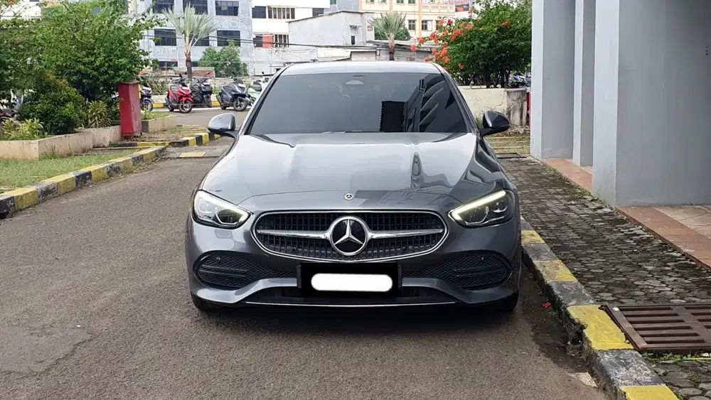 Km26rb mercedes benz mercy c200 avantgarde line 2022 abu metalik