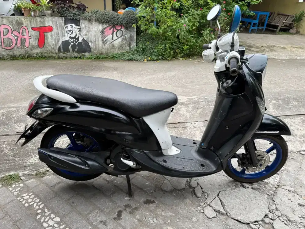Fino injeksi THN 2015 plat E Cirebon