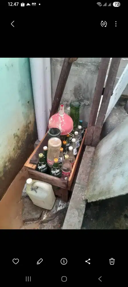 Di jual botol buat dagang ada 28 botol minat wa