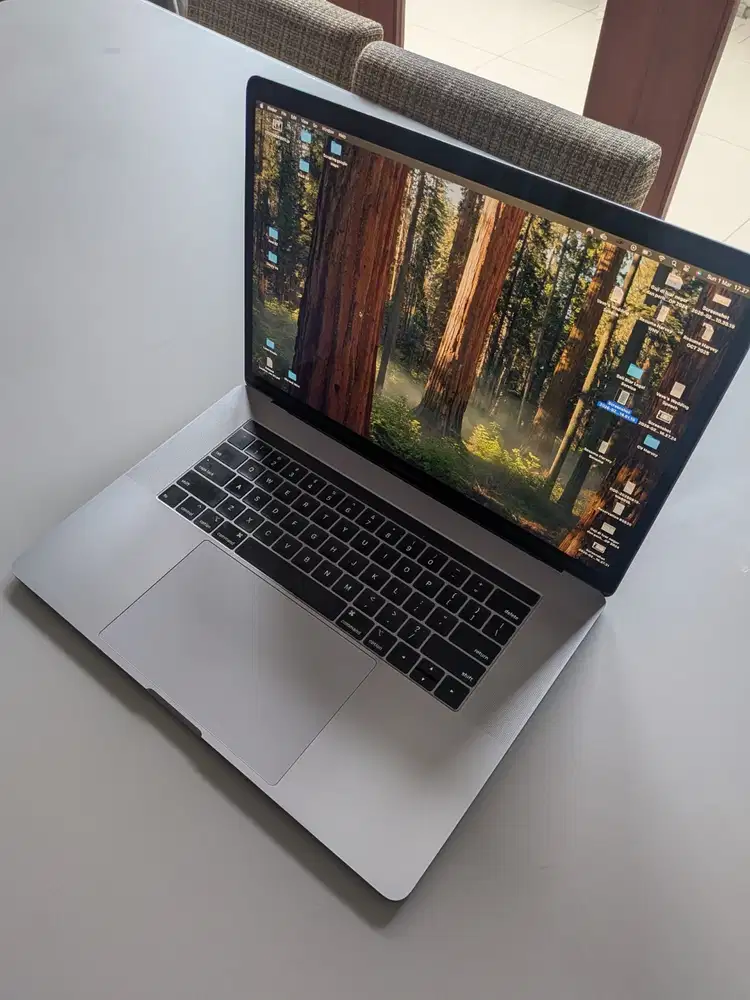 MacBook Pro 15 2018 — Mulus, Siap Pakai