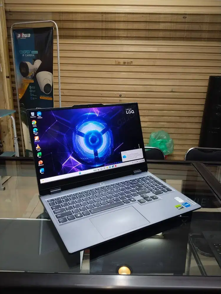 Lenovo LOQ 15IAX9 i5 12450HX RAM 12GB SSD 512GB NVMe RTX2050 4GB