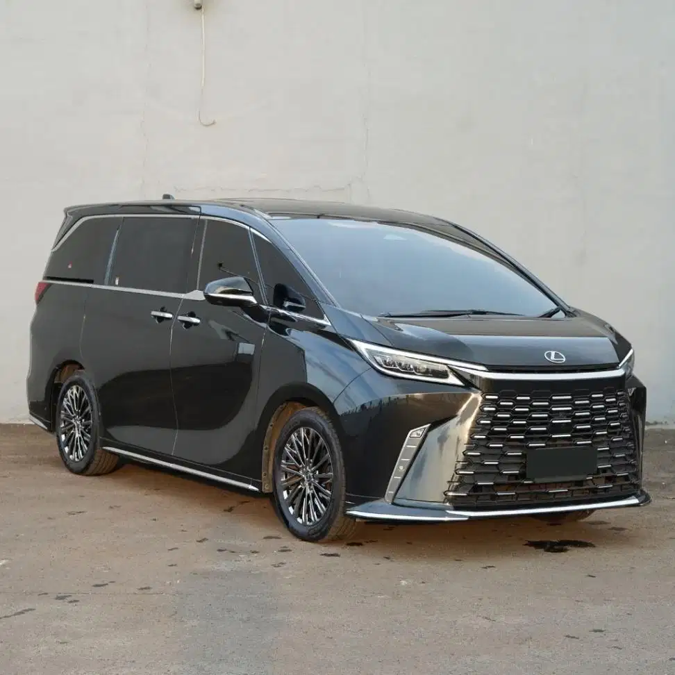 Lexus LM350h 2024 7 Seater Hybrid