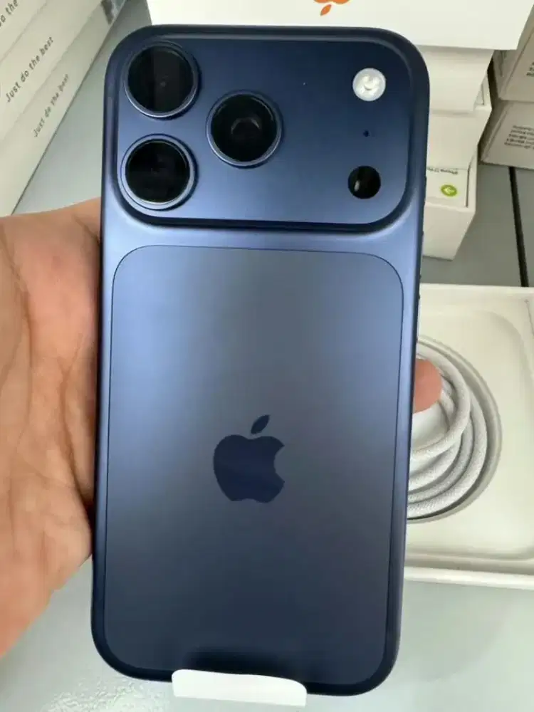 iPhone 17pro iBox