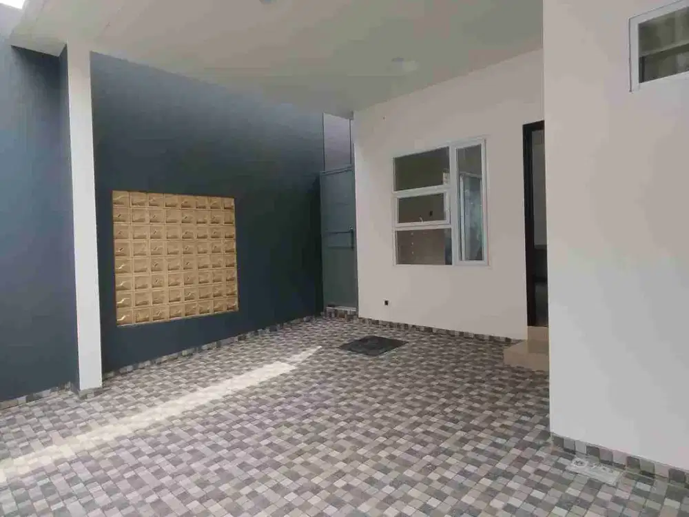 Dijual Rumah Brand New 3 Lantai Dimensi 6x11 di Tanjung Duren