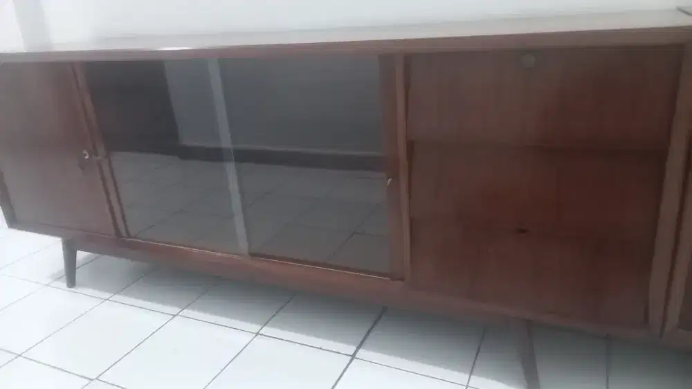 Lemari Kayu Jati vintage