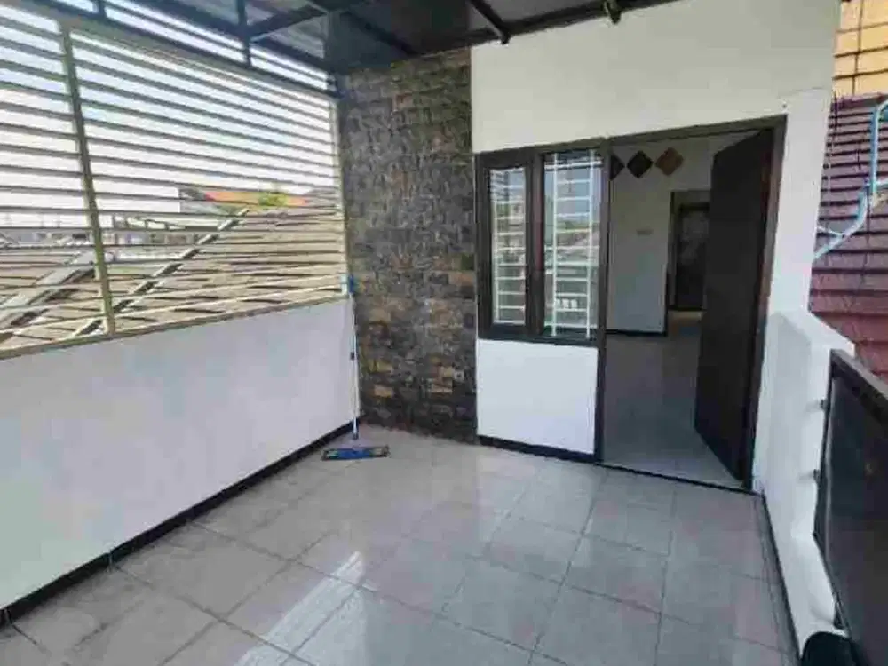 Rumah Kutisari Dijual Murah banget