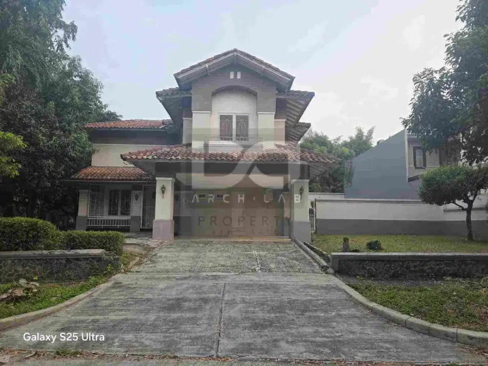 Dijual Harga Best Deal! Rumah HooK 6 KT, Garden Luas di Kawasan Lippo Cikarang