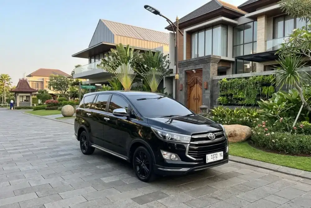Reborn Venturer Matik 2018 Diesel Odo 90 rb an Uang Muka Rp.100 JT