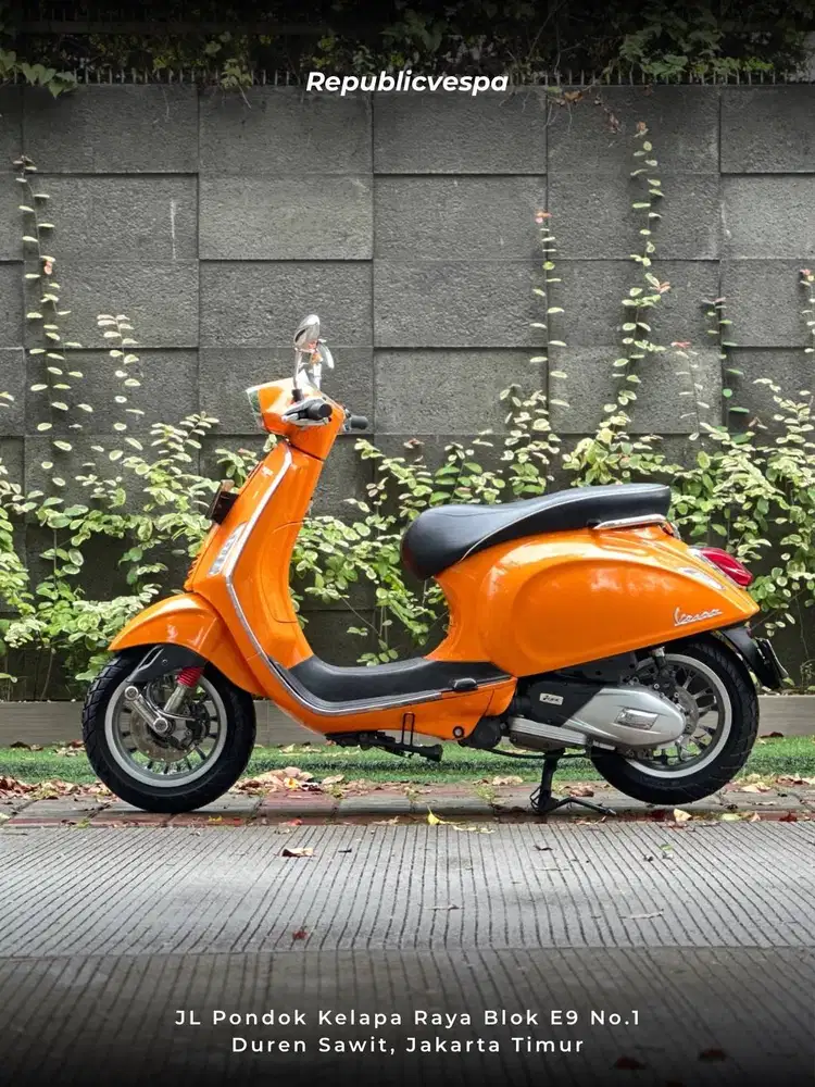 PIAGGIO VESPA SPRINT IGET 150 TH 2016 WARNA ORANGE PERFECT CONDITION