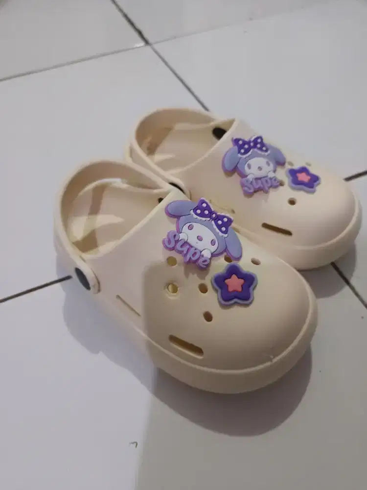 Sendal anak cewe harga/ dua pcs