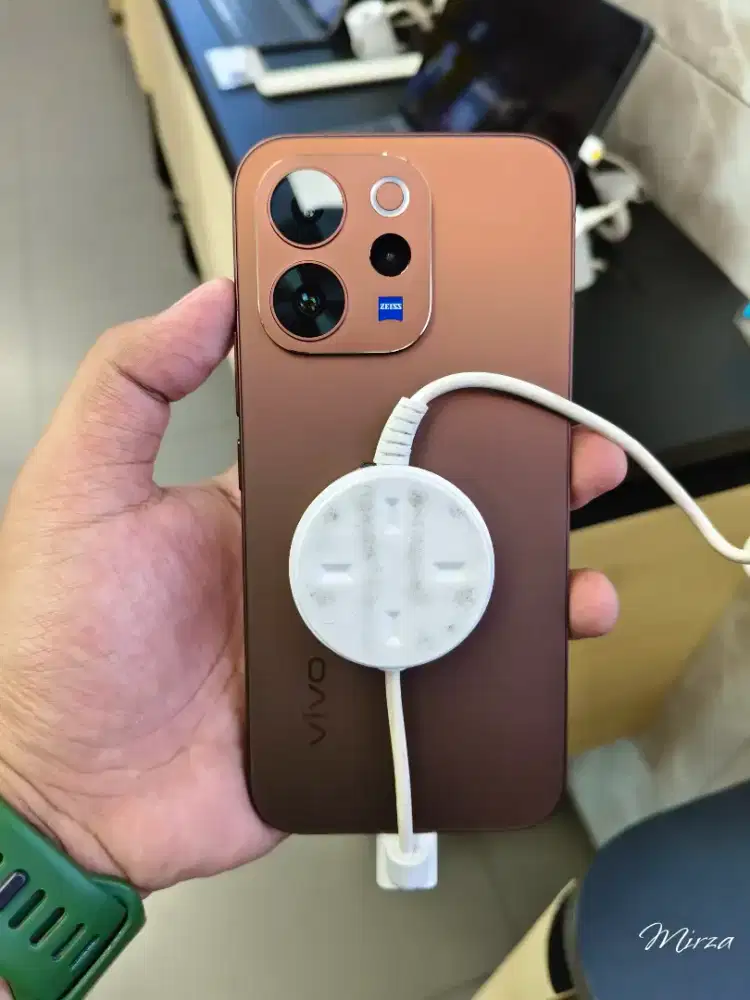 Vivo V70 5G,, Camera Zeiss Thelephoto,, bisa cicilan syarat KTP aja