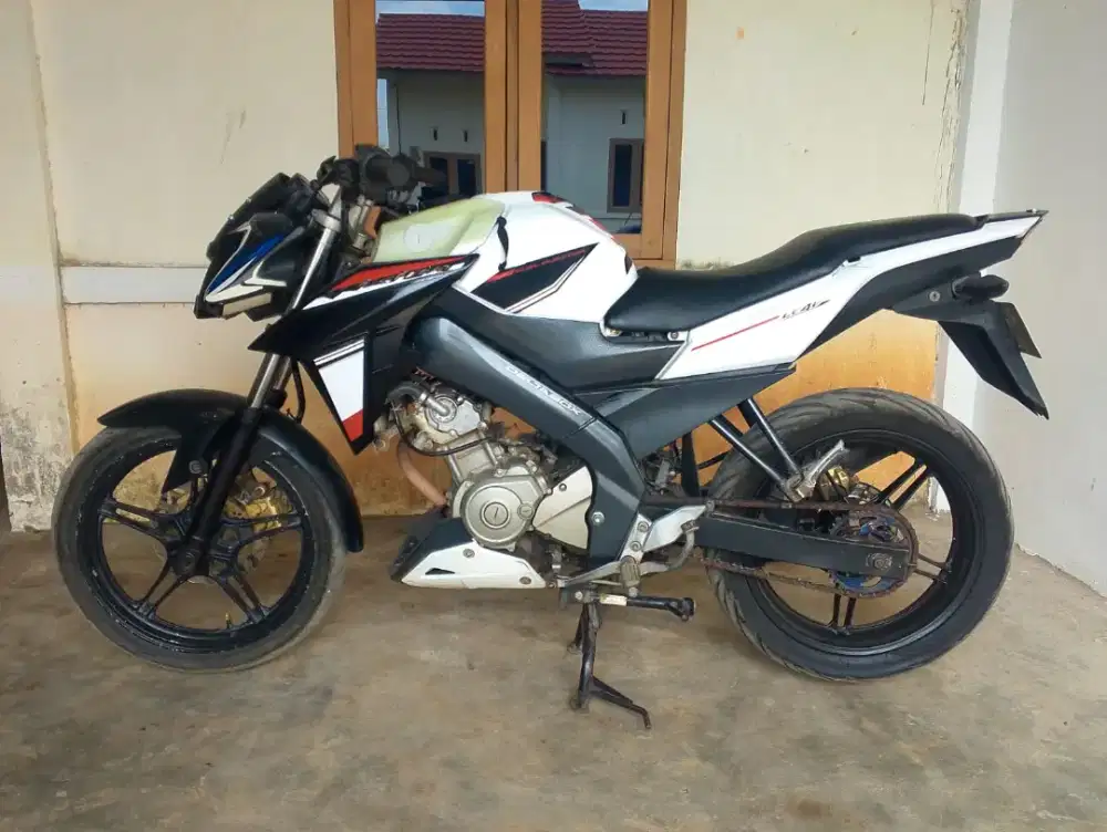Vixion New 2016 jual cepat Bae