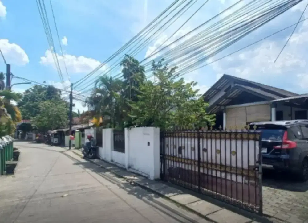 Dijual Rumah Luas Dan Sangat Murah Ceger Jakarta Timur