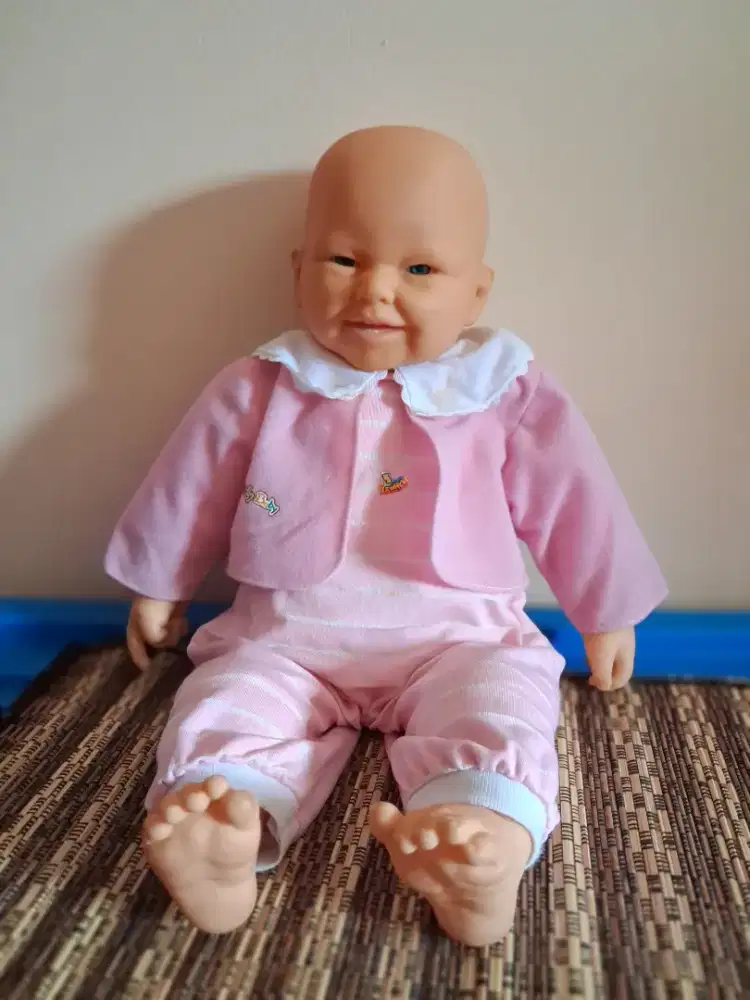 Mainan Boneka bayi