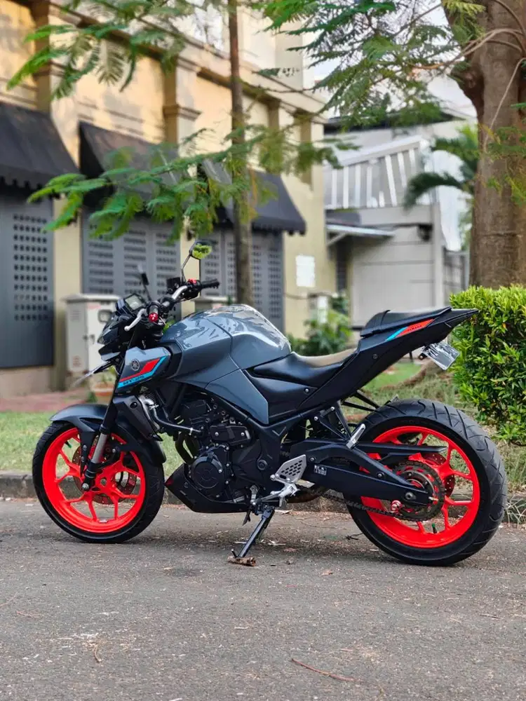 YAMAHA NEW MT25 2021 GREY KM LOW PAJAK ON KAYAK BARU
