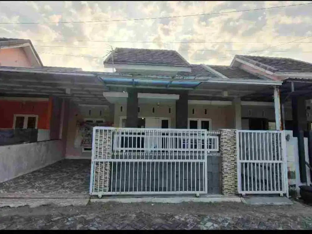 Bismillah Rumah Cantik Full Furnished di Perum Ganden City Kediri-Jatim
