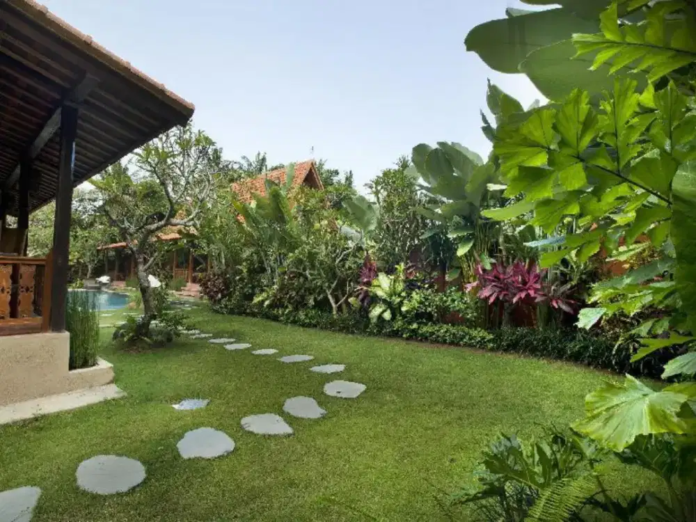Tukang taman terdekat- taman villa - Cisarua Bogor - siap mengerjakan