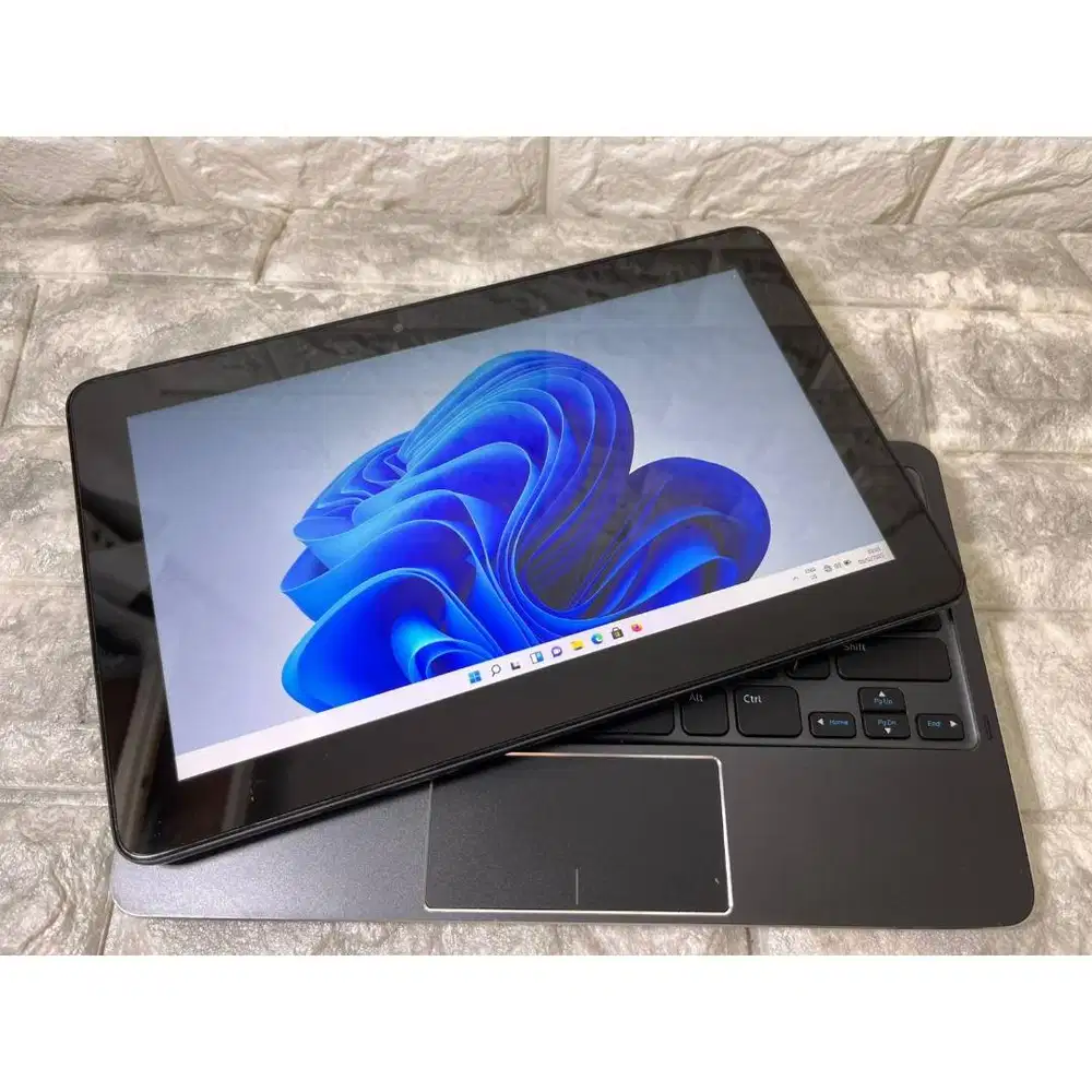 LAPTOP DELL LATITUDE 5175 2IN1 Core M5-6y57 8GB/128GB 10 INCH *RWL