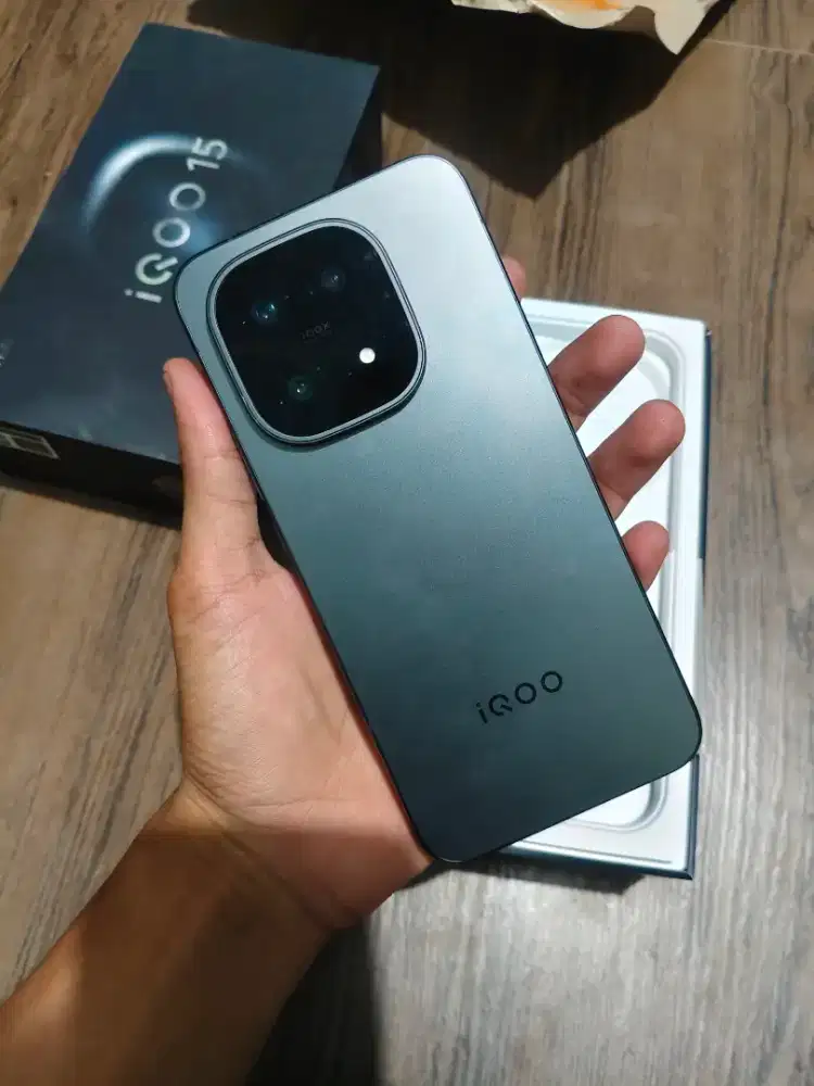 iqoo 15 12/256 alpha