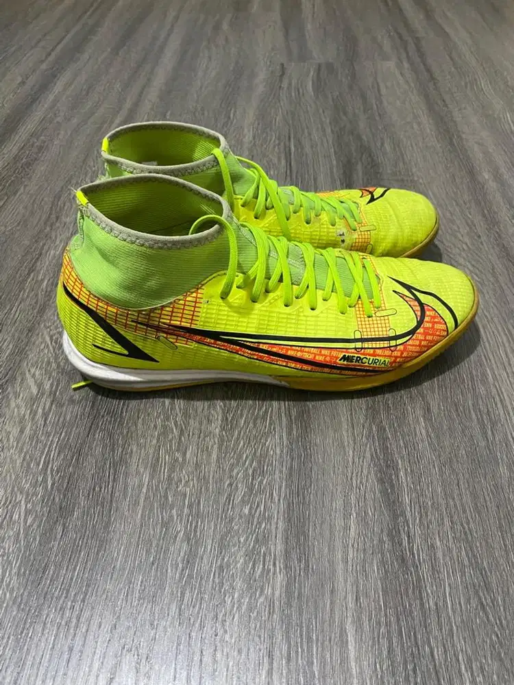 Sepatu Futsal Nike Mercurial Superfly 8