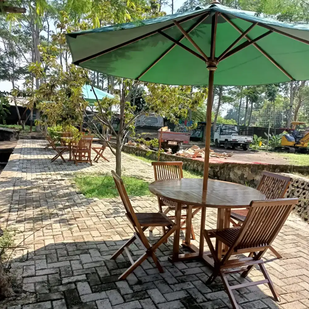 Tenda waterproof,bangku lipat,meja makan bulat,payung taman
