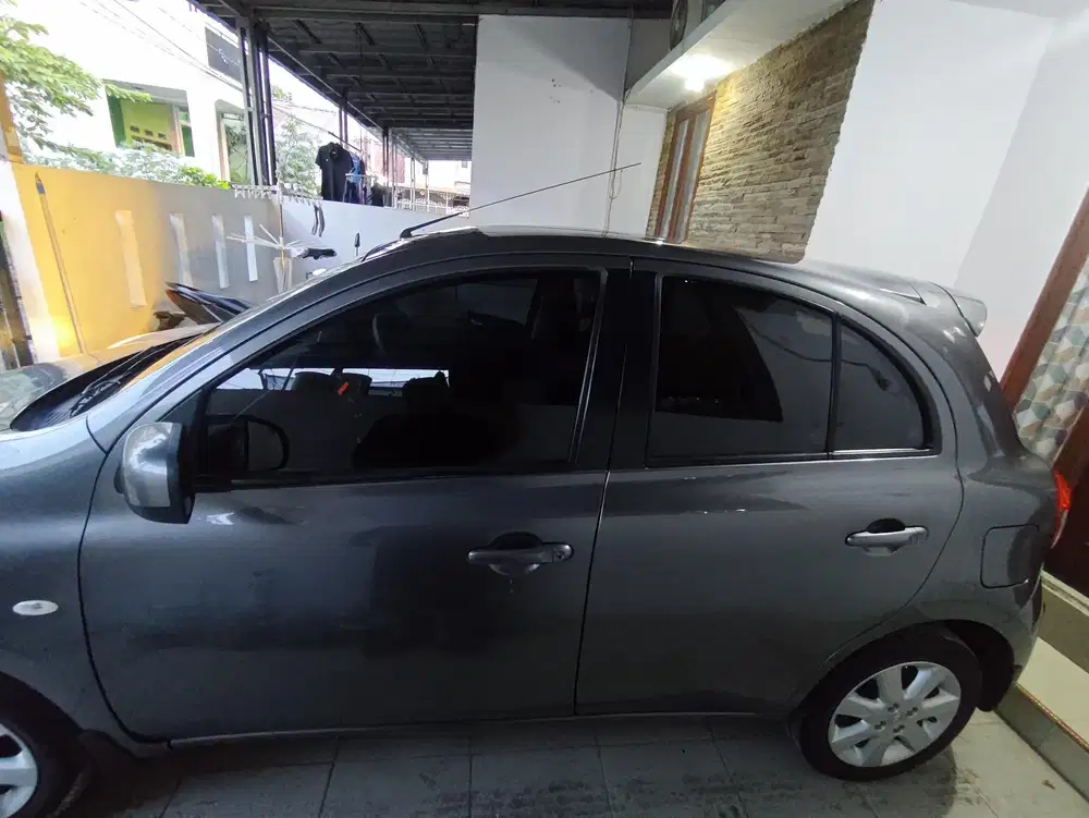 Nissan March 2013 Bensin