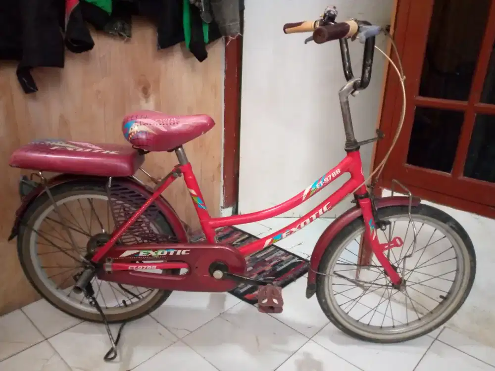 Sepeda mini 20in siap pakai.bahan kokoh.bs buat boncengan.di jakSel