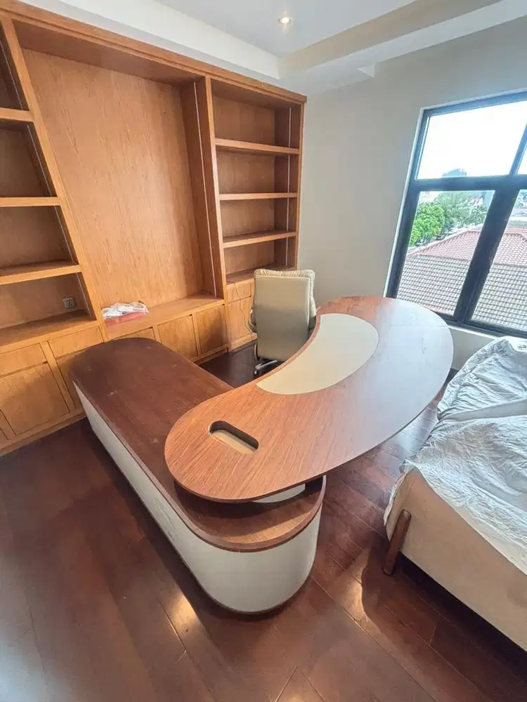 Meja kantor New Besar Black Walnut Tree