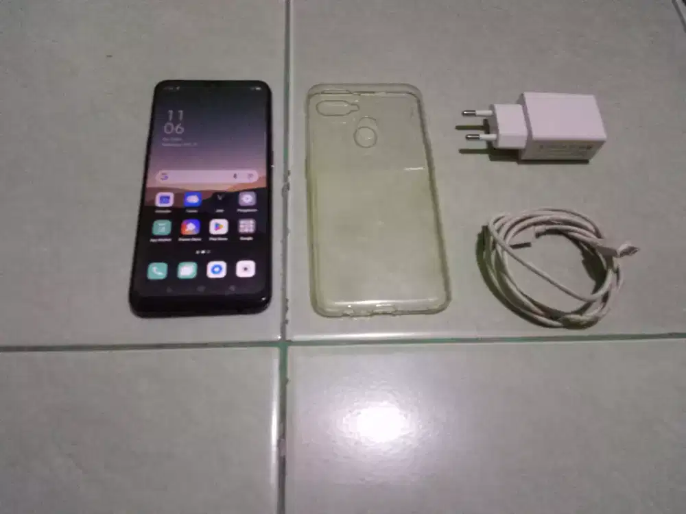 Hp Oppo F9 pro ram 8gb dan 4G LTE normal smwa lengkap lancar jaya