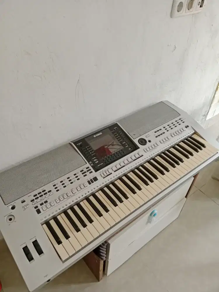 Keyboard Yamaha PSR S-900 S900