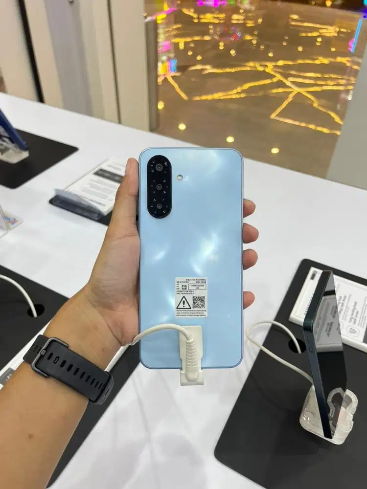 Samsung A17 LTE 8/256gb