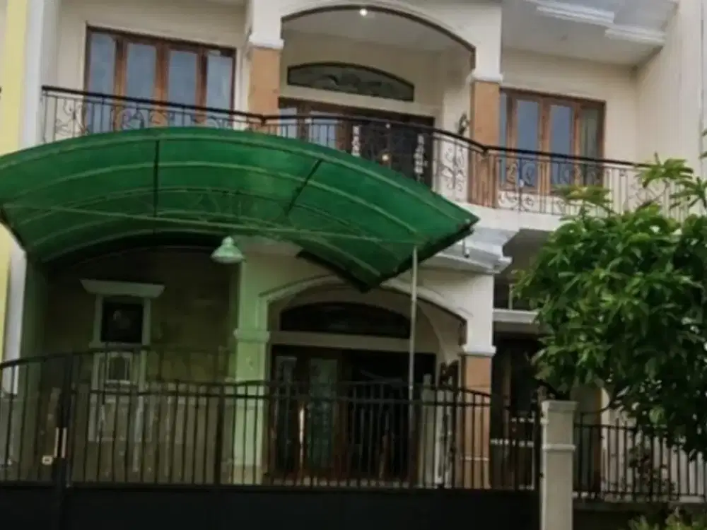 Rumah Bagus di Pakuwon City
